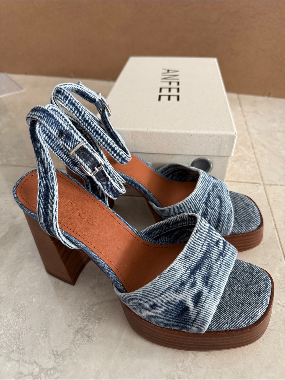 Anfee Blue Denim Platform Sandals with Chunky Heel Sz 6.5 NEW!